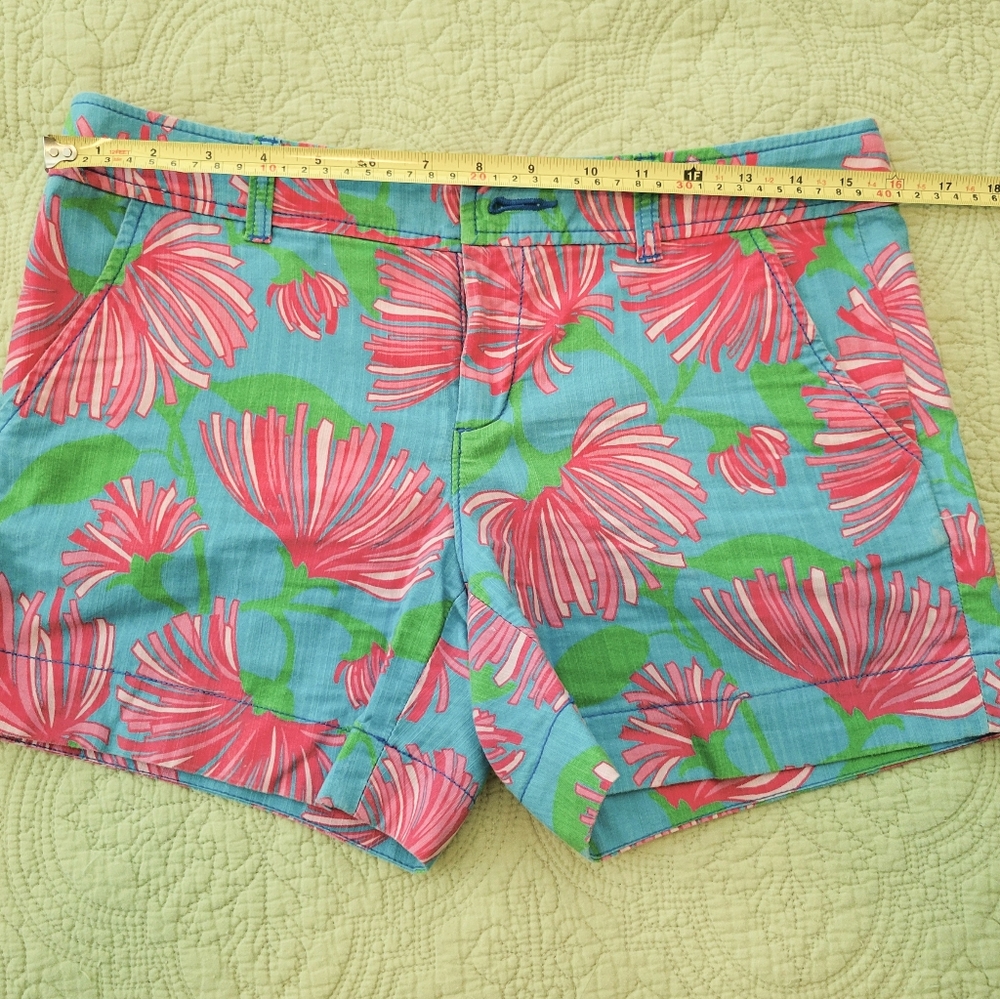 Lilly Pulitzer Womens Shorts Vibrant Tropical Print